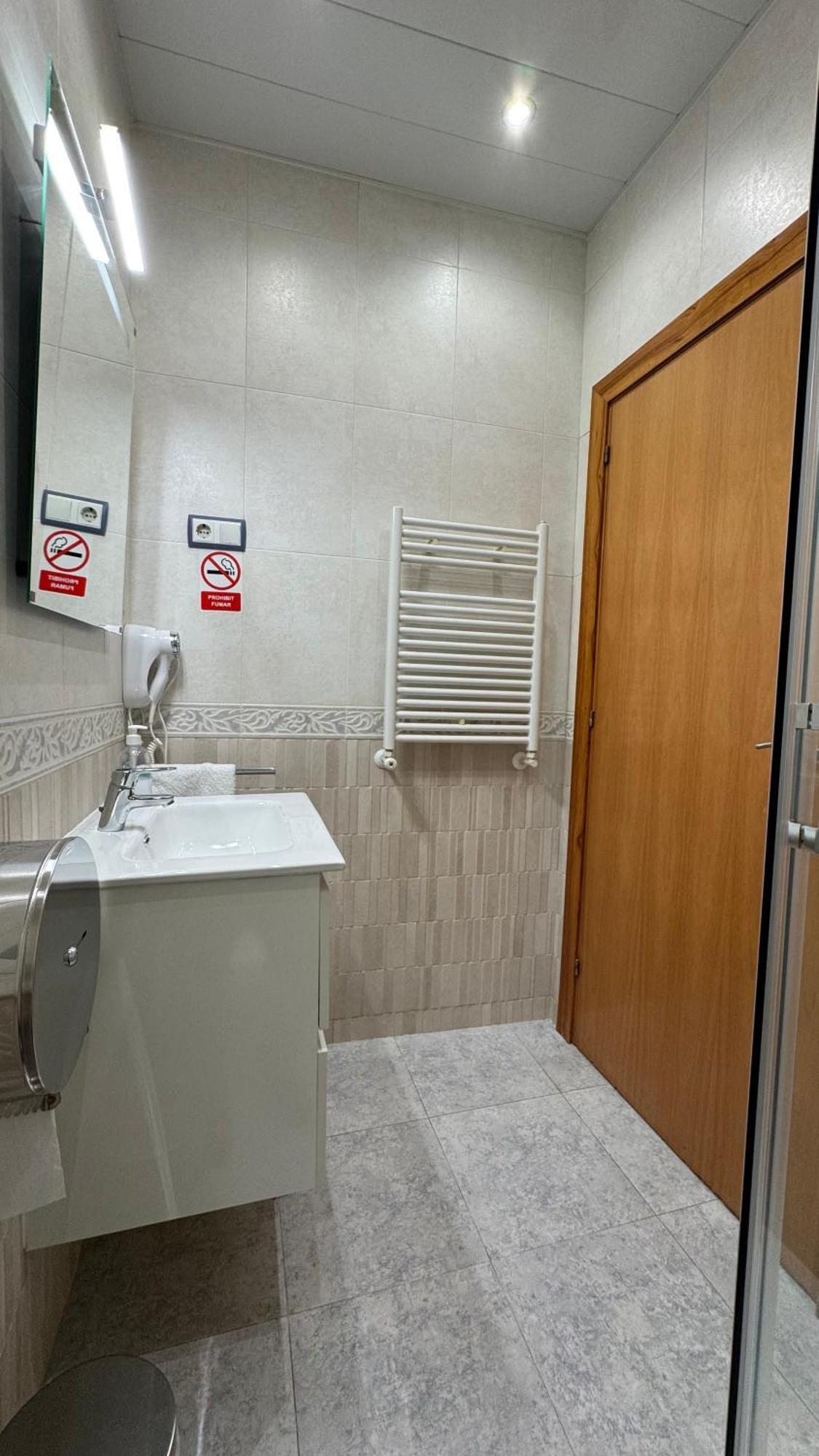 Hostal Madrazo Barcelona Eksteriør bilde