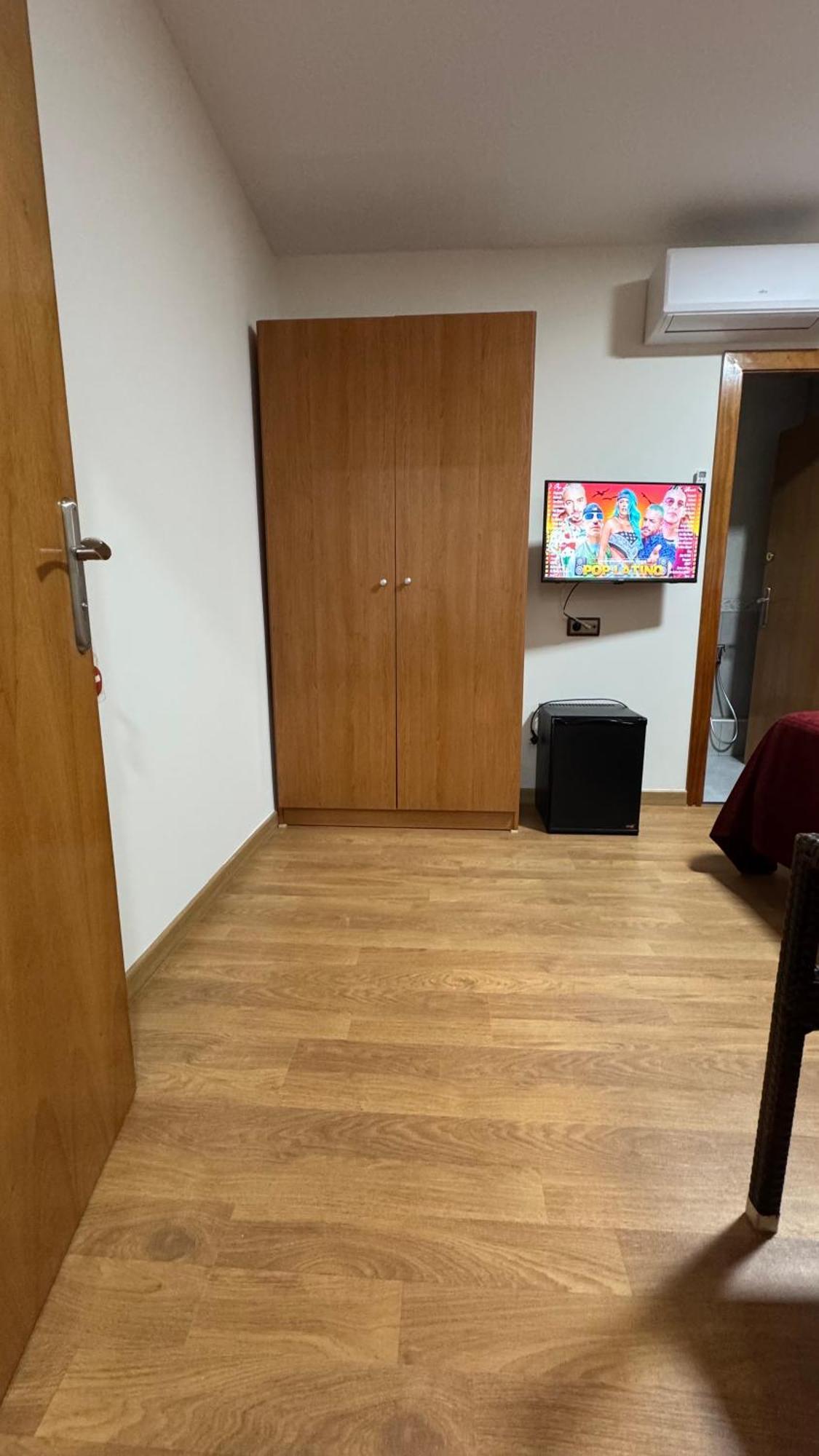 Hostal Madrazo Barcelona Eksteriør bilde