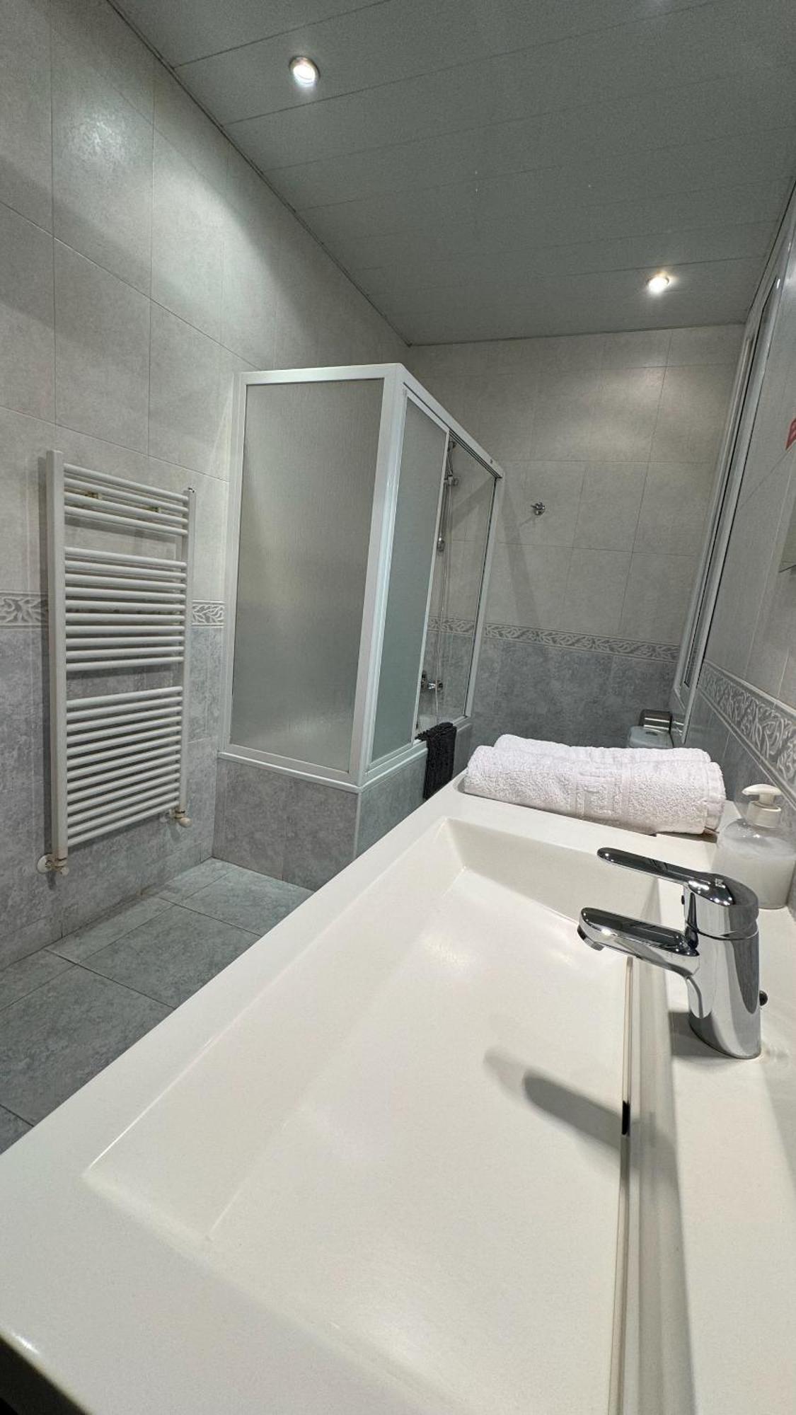 Hostal Madrazo Barcelona Eksteriør bilde