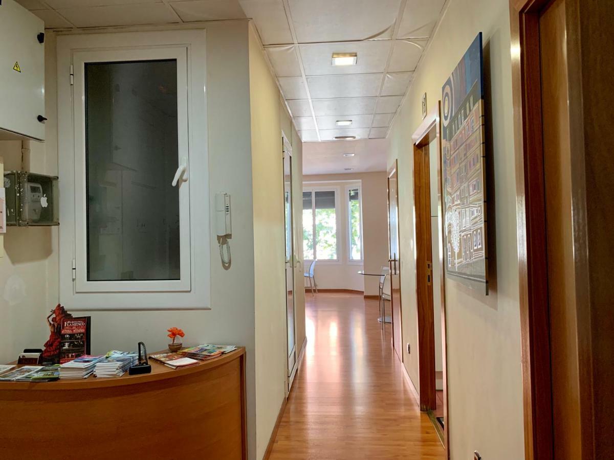 Hostal Madrazo Barcelona Eksteriør bilde